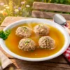 Leberknödel-Suppe